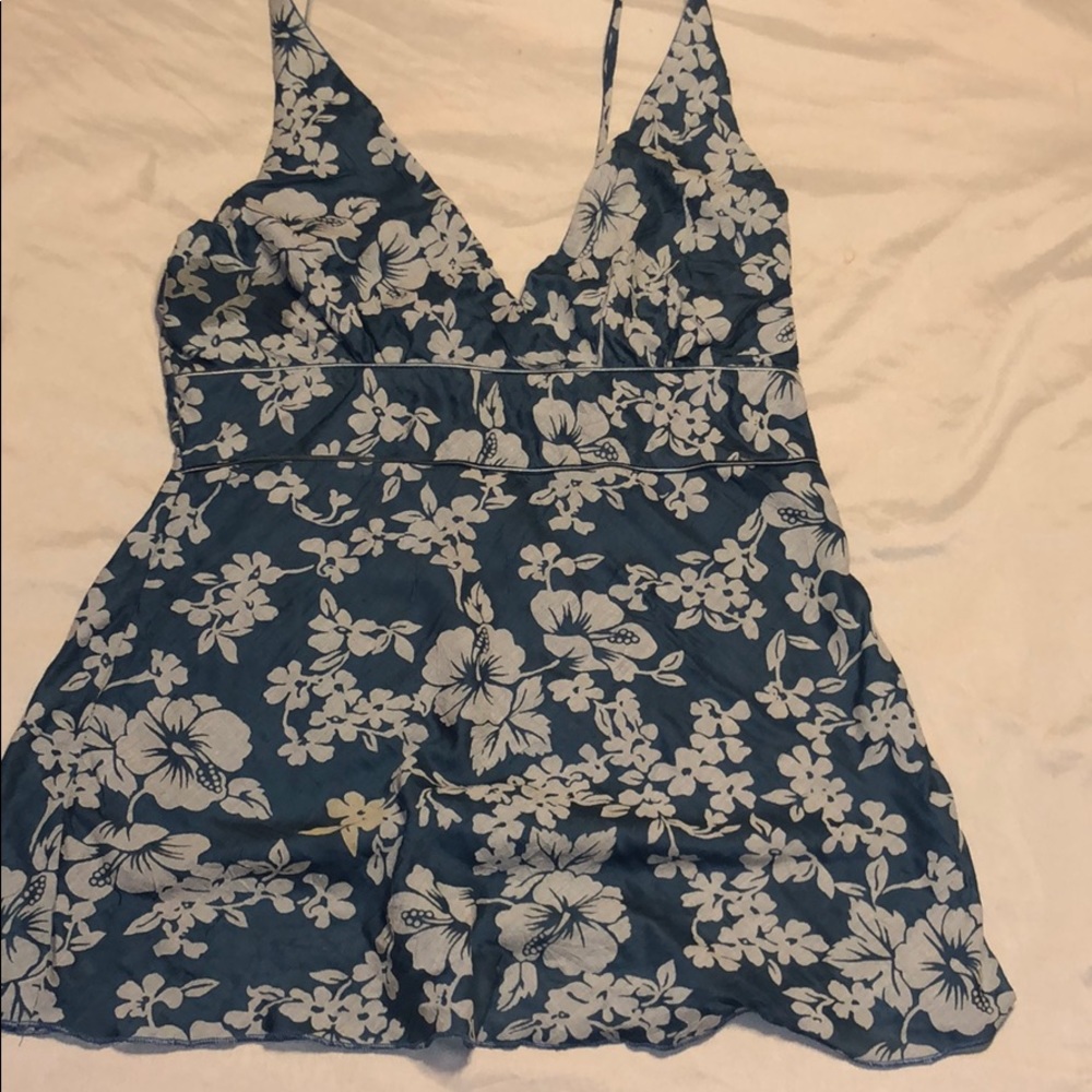 Green floral tank